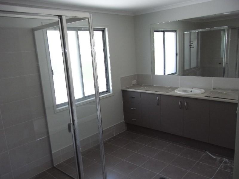 24 Equinox Street, Taringa QLD 4068