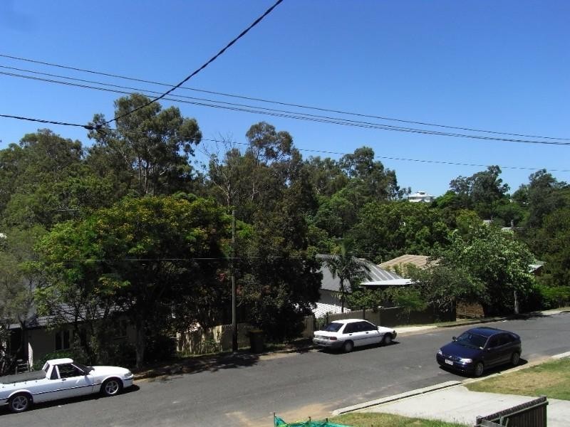 24 Equinox Street, Taringa QLD 4068