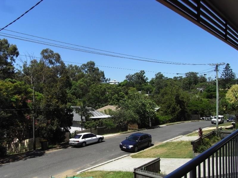 24 Equinox Street, Taringa QLD 4068