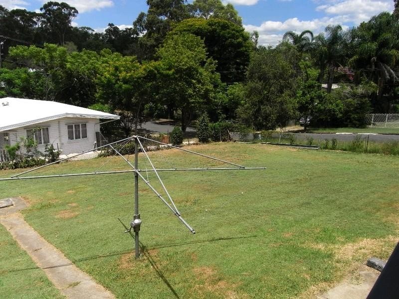 30 Brookfield Road, Kenmore QLD 4069