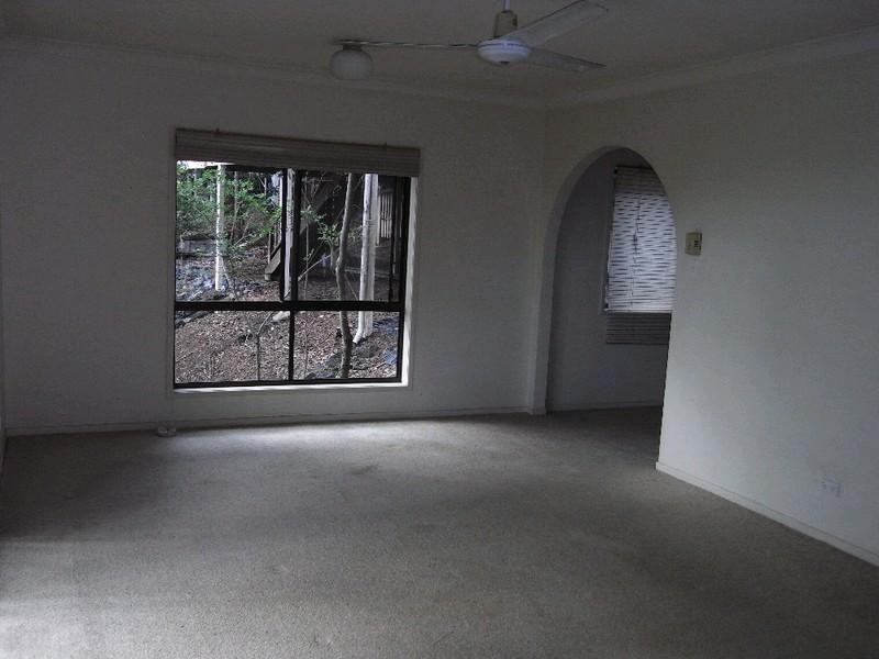 327 Swann Road, St Lucia QLD 4067