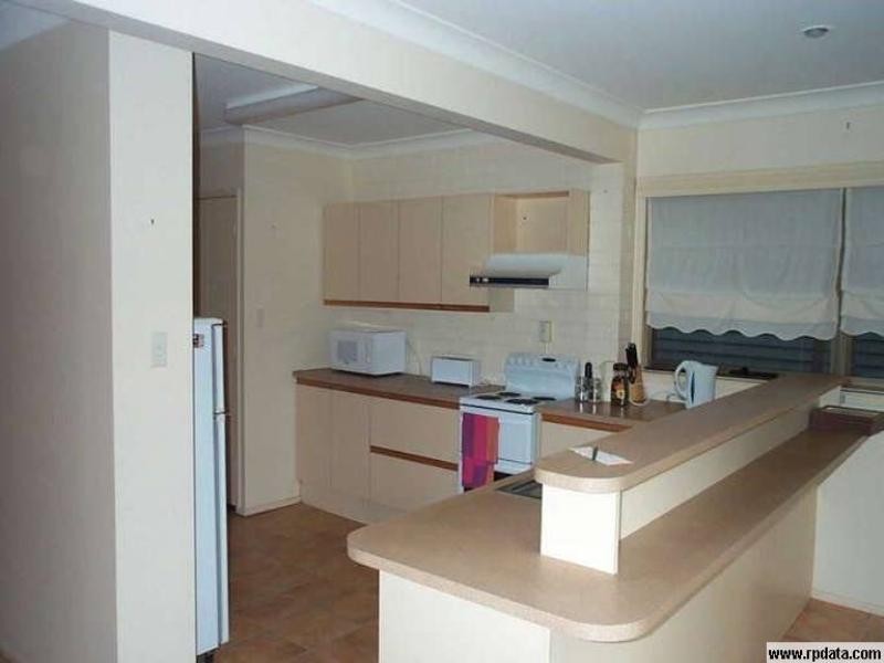 124 Simpson Road, Bardon QLD 4065