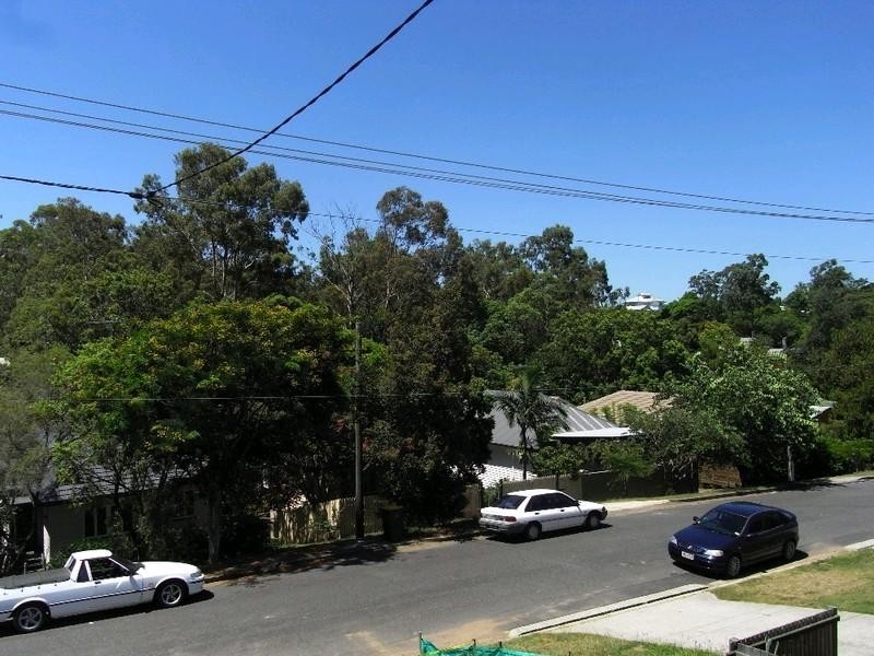 24 Equinox Street, Taringa QLD 4068