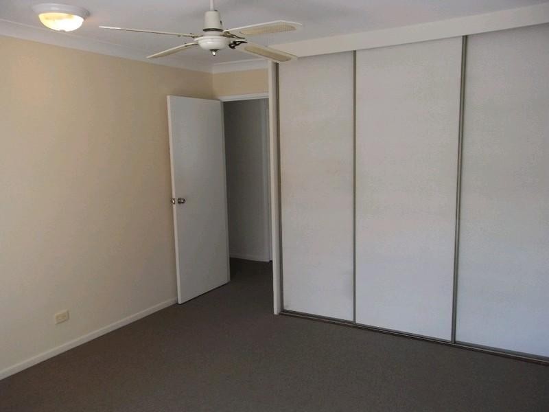 2/123 Macquarie Street, St Lucia QLD 4067