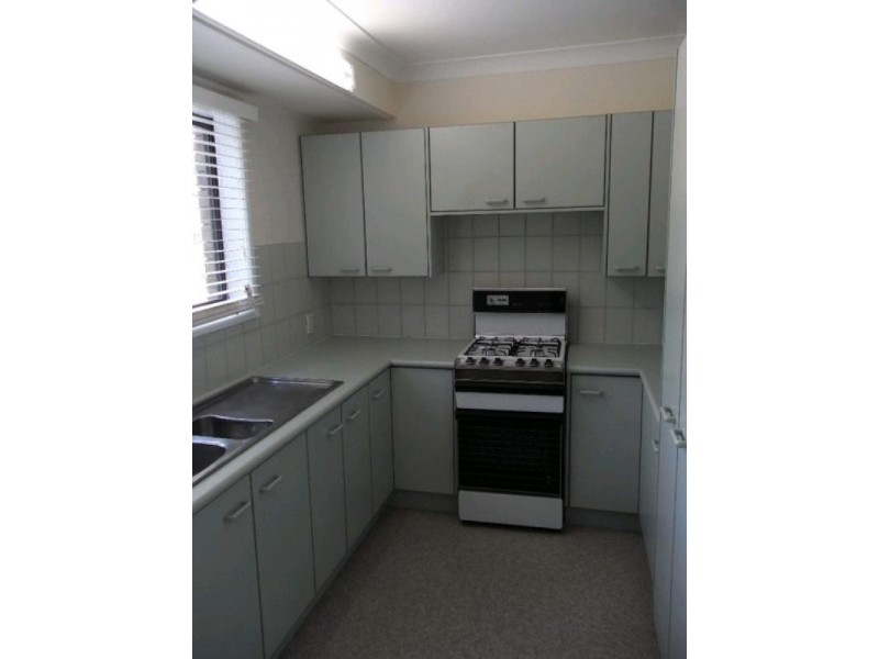 2/123 Macquarie Street, St Lucia QLD 4067