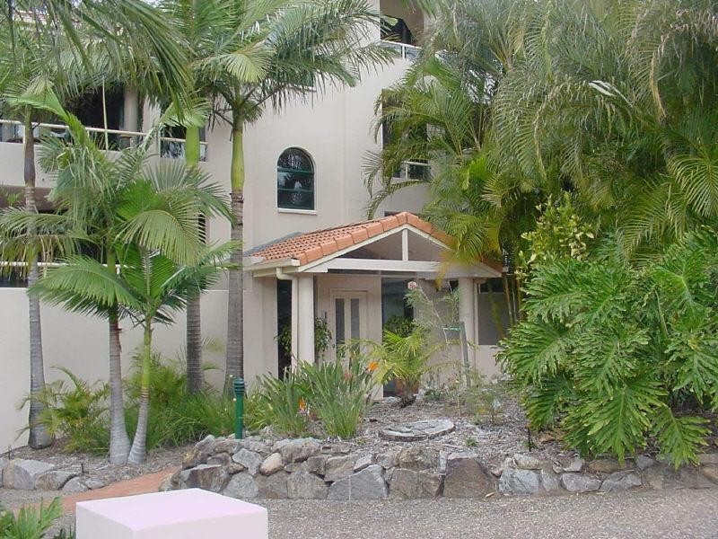 2/102 Indooroopilly Road, Taringa QLD 4068