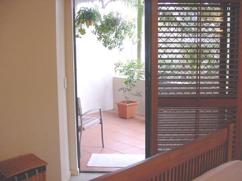 2/102 Indooroopilly Road, Taringa QLD 4068