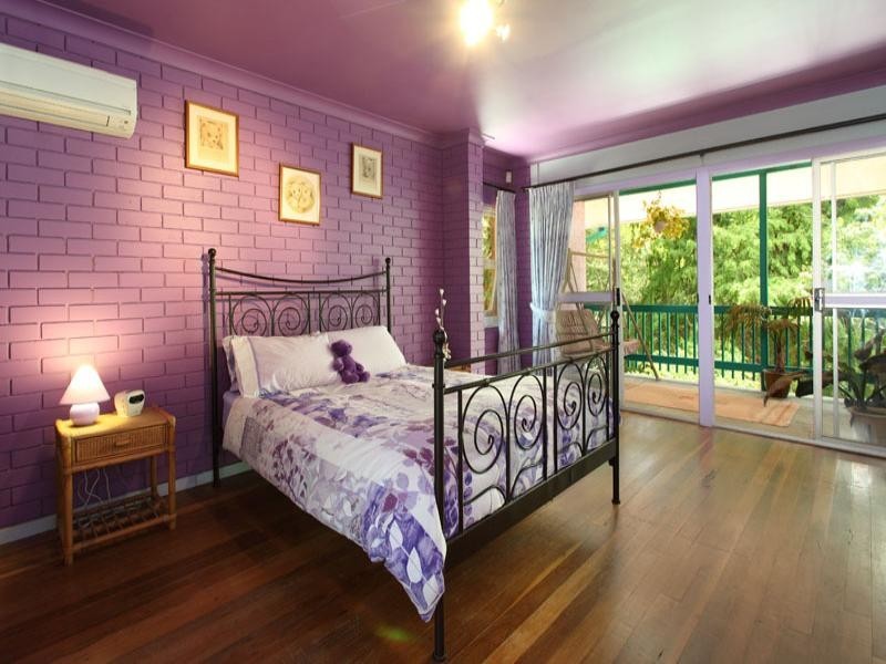 Brookfield QLD 4069