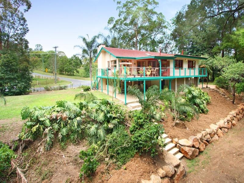 Brookfield QLD 4069