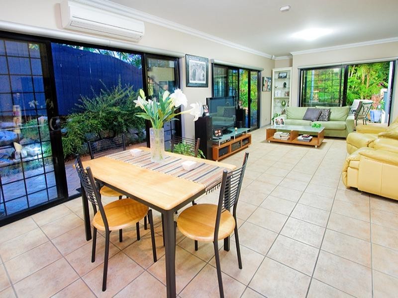 1/21 Rankin Street, Indooroopilly QLD 4068