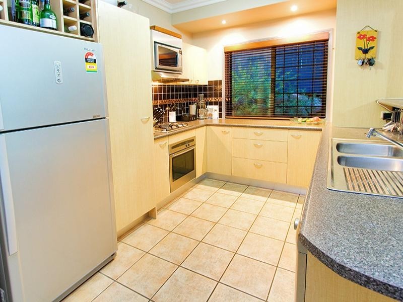 1/21 Rankin Street, Indooroopilly QLD 4068