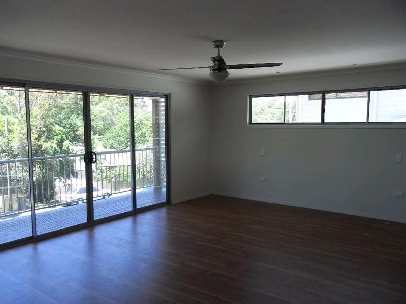 24 Equinox Street, Taringa QLD 4068