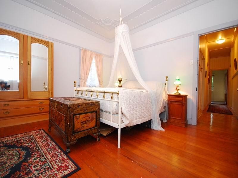 25 Wienholt Street, Auchenflower QLD 4066