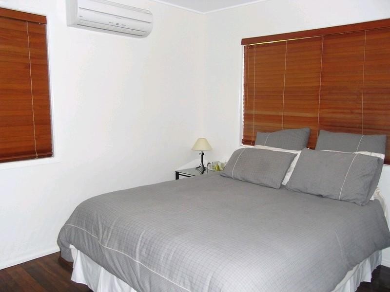 74 Thorpe Street, Indooroopilly QLD 4068