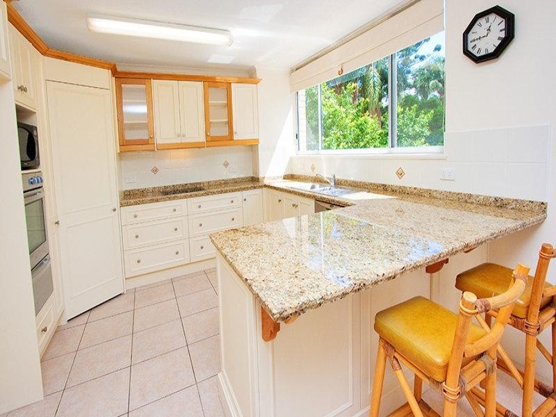1/82 Sandford Street, St Lucia QLD 4067
