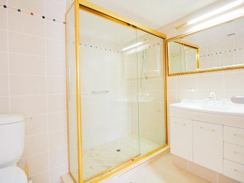 1/82 Sandford Street, St Lucia QLD 4067