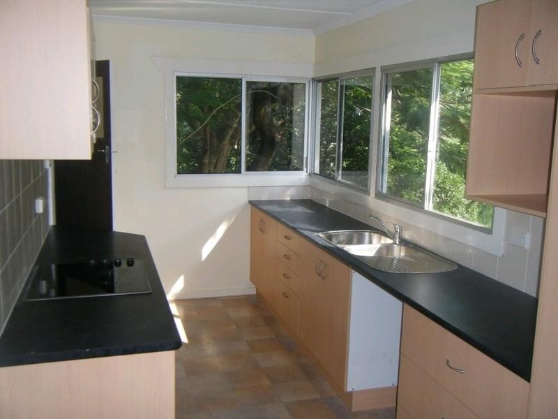 27 Vera Street, Toowong QLD 4066