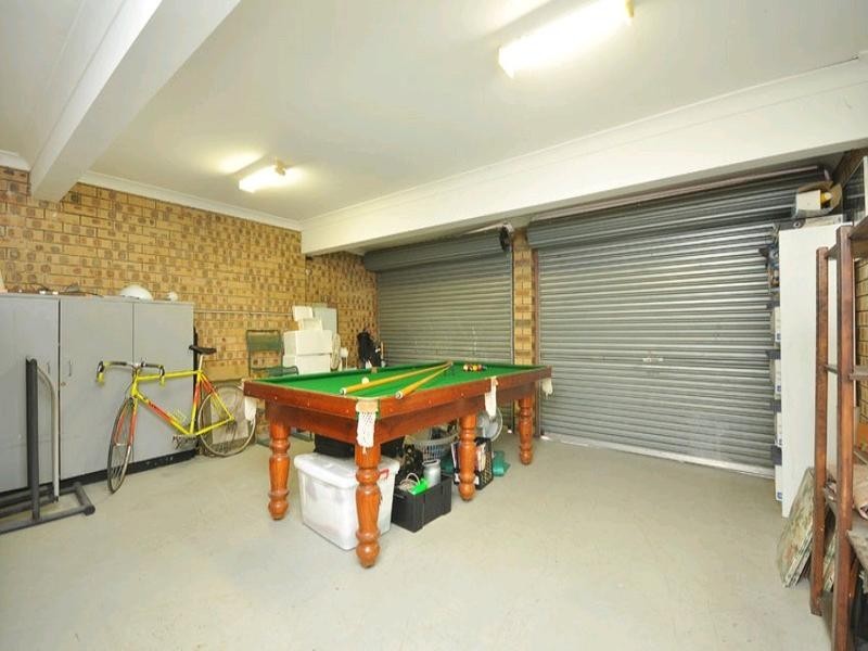 9 Brinkworth Street, Indooroopilly QLD 4068