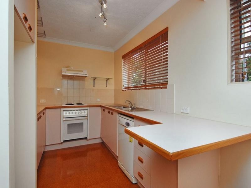 2/16 Ada Street, Taringa QLD 4068