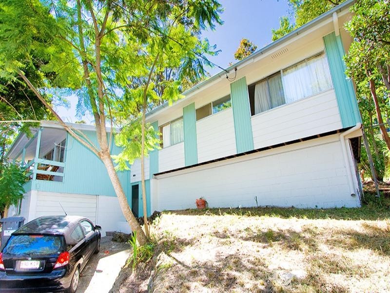 46 Almeida Street, Chapel Hill QLD 4069