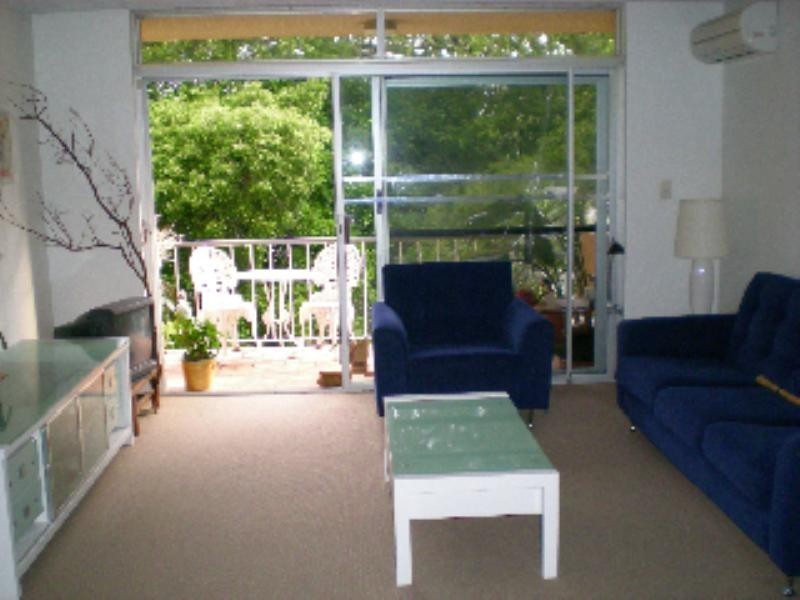 9/10 Carlow Street, West End QLD 4101