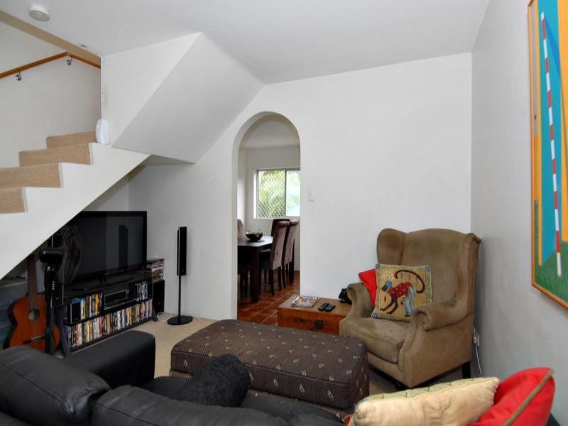 2/18 Moorak Street, Taringa QLD 4068