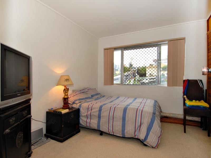 2/18 Moorak Street, Taringa QLD 4068