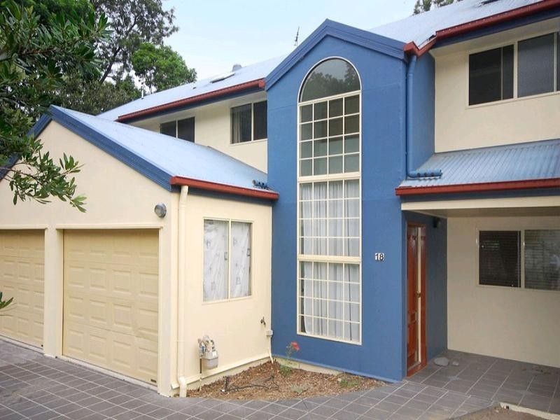 18/47 Newcomen Street, Indooroopilly QLD 4068