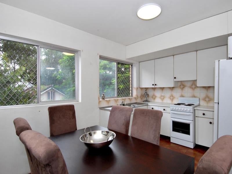 2/18 Moorak Street, Taringa QLD 4068