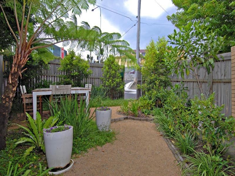 2/18 Moorak Street, Taringa QLD 4068