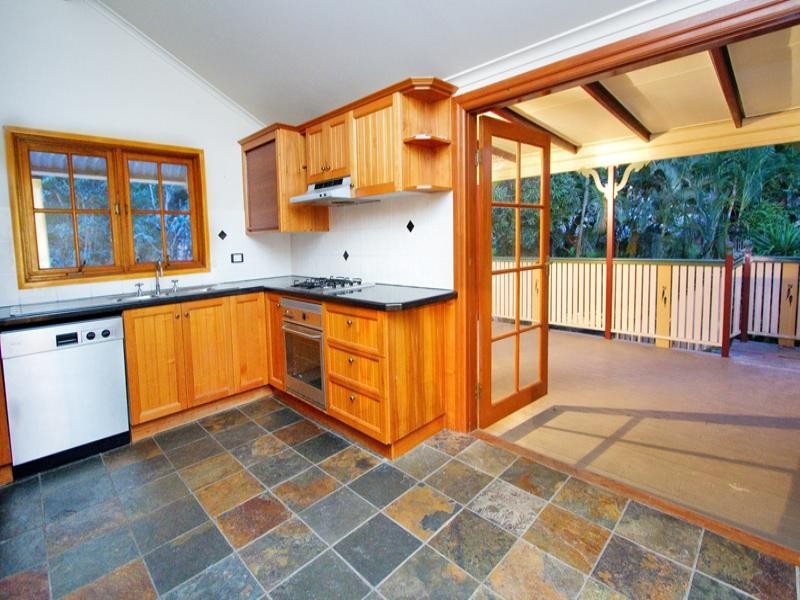 18 Vincent Street, Auchenflower QLD 4066