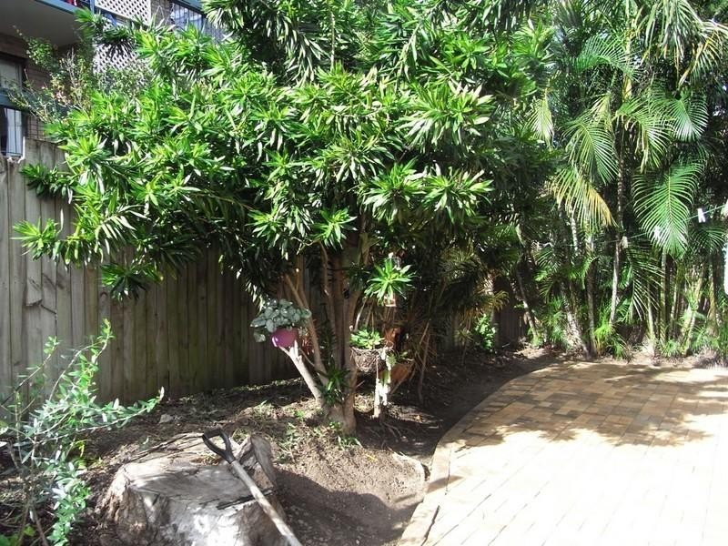 1/130 Central Avenue, Indooroopilly QLD 4068