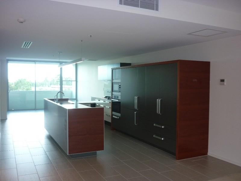 4306/205 King Arthur Terrace, Tennyson QLD 4105