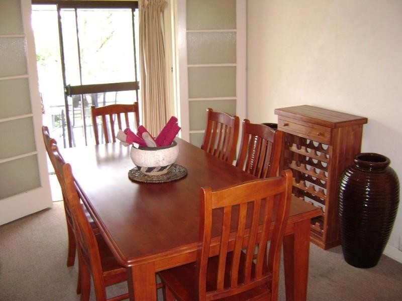 355 Swann Road, St Lucia QLD 4067