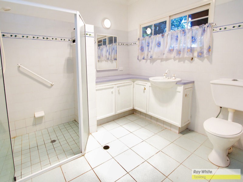 Indooroopilly QLD 4068