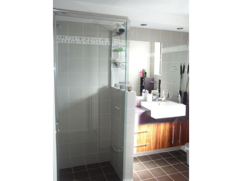 27/12 Bryce Street, St Lucia QLD 4067