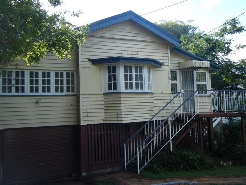 27 Huxham Terrace, Auchenflower QLD 4066