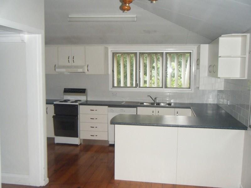 27 Huxham Terrace, Auchenflower QLD 4066