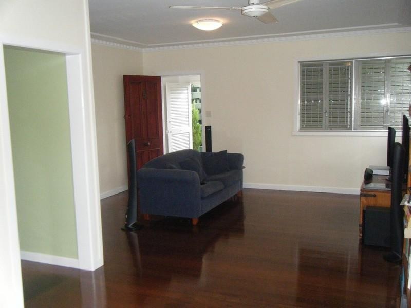 46 Clarence Road, Indooroopilly QLD 4068