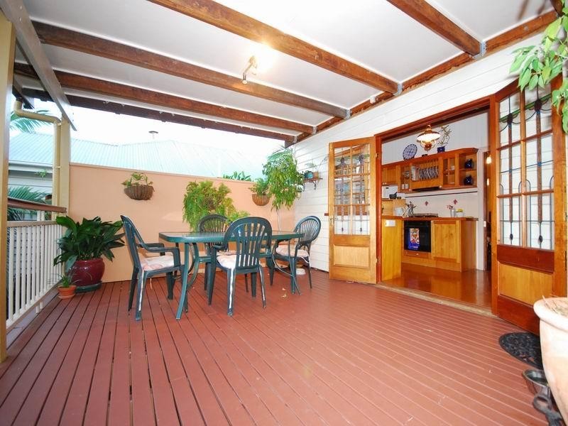 25 Wienholt Street, Auchenflower QLD 4066