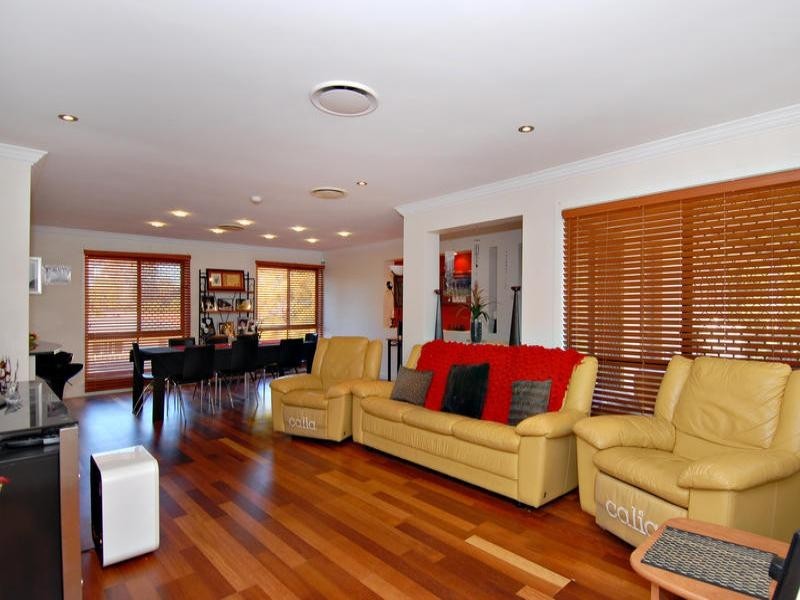 14 Nearco Street, Fig Tree Pocket QLD 4069