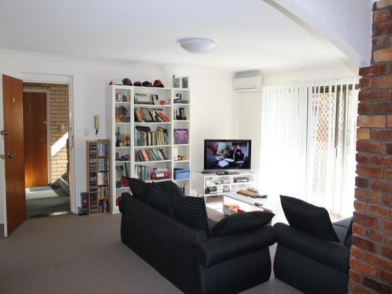 2/46 Mitre Street, St Lucia QLD 4067