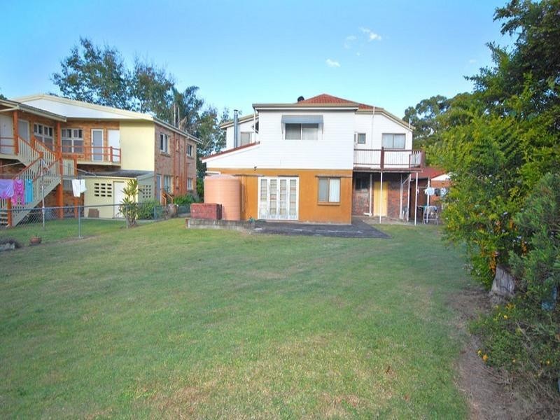 21 or 23 Quinn Street, Toowong QLD 4066