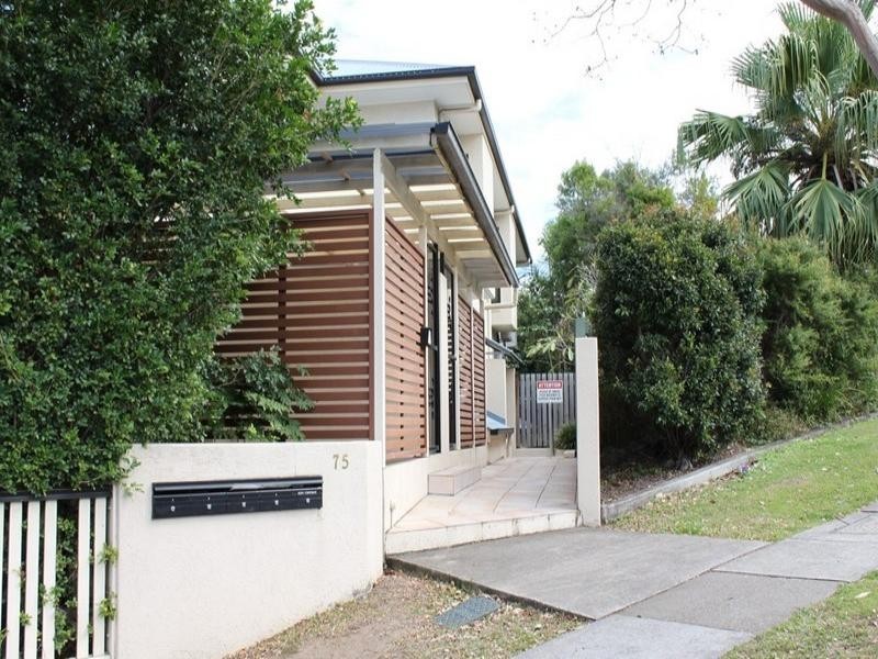 4/75 Clarence Road, Indooroopilly QLD 4068