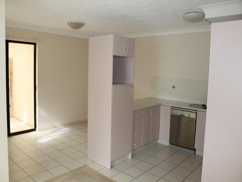 4/75 Clarence Road, Indooroopilly QLD 4068