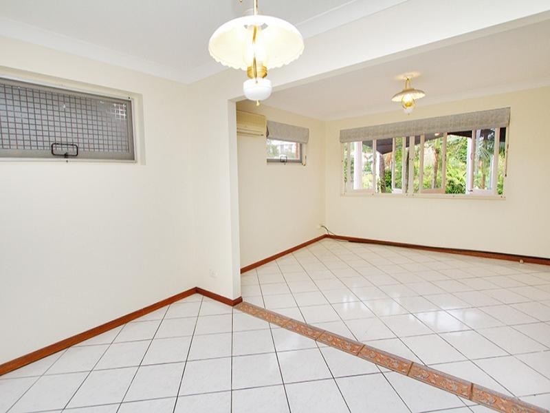 17 Marmion Parade, Taringa QLD 4068