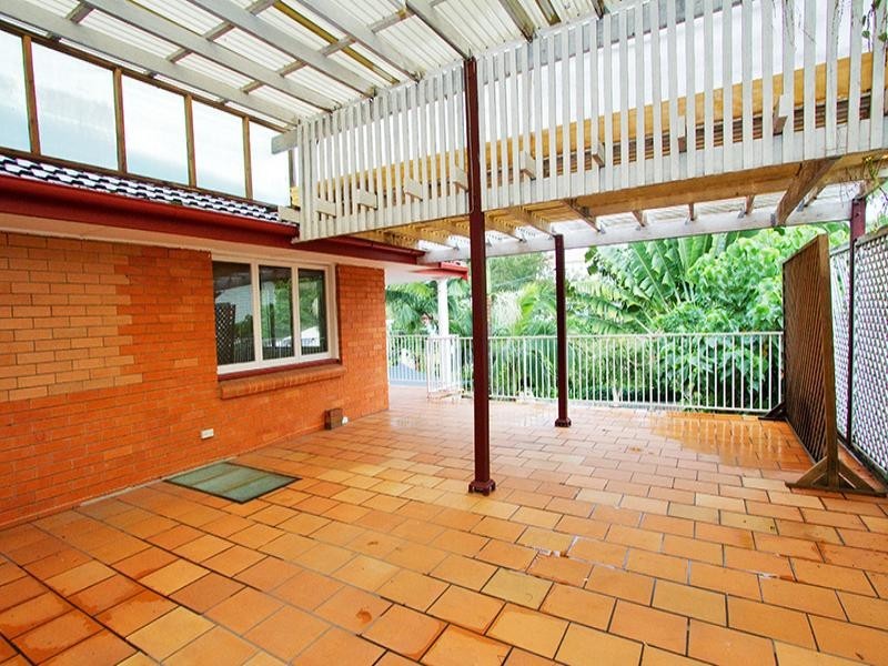 17 Marmion Parade, Taringa QLD 4068