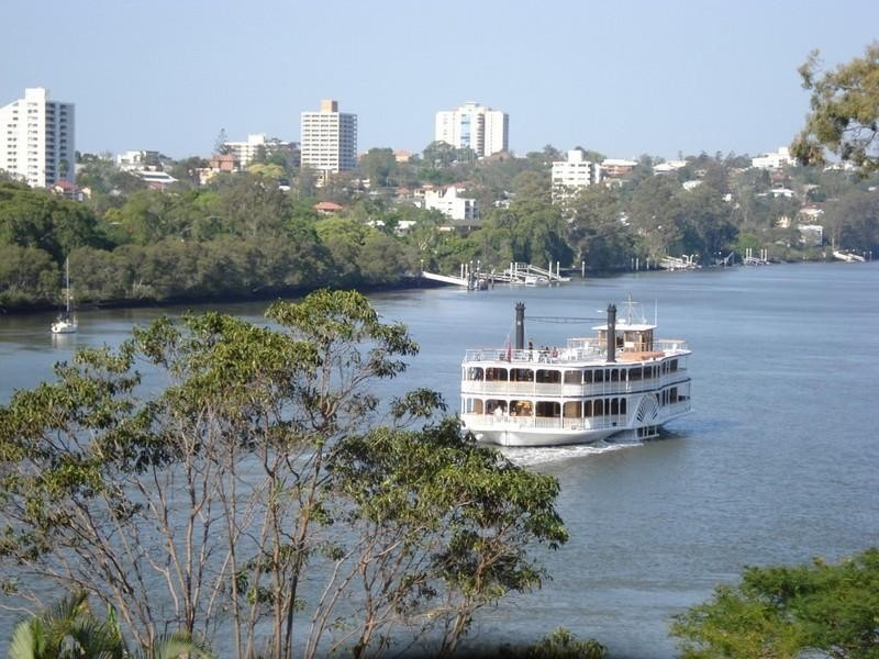 10/72 Sandford Street, St Lucia QLD 4067