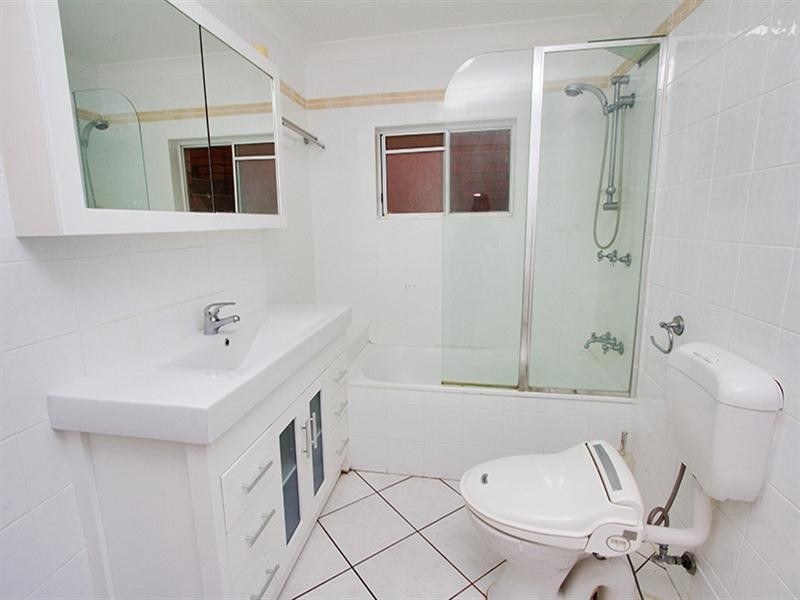 17 Marmion Parade, Taringa QLD 4068