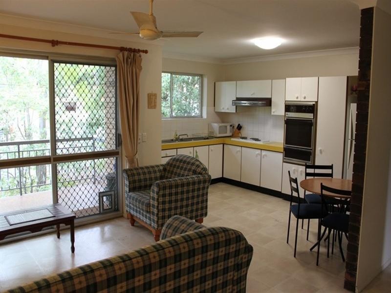 5/15 Douglas Street, St Lucia QLD 4067